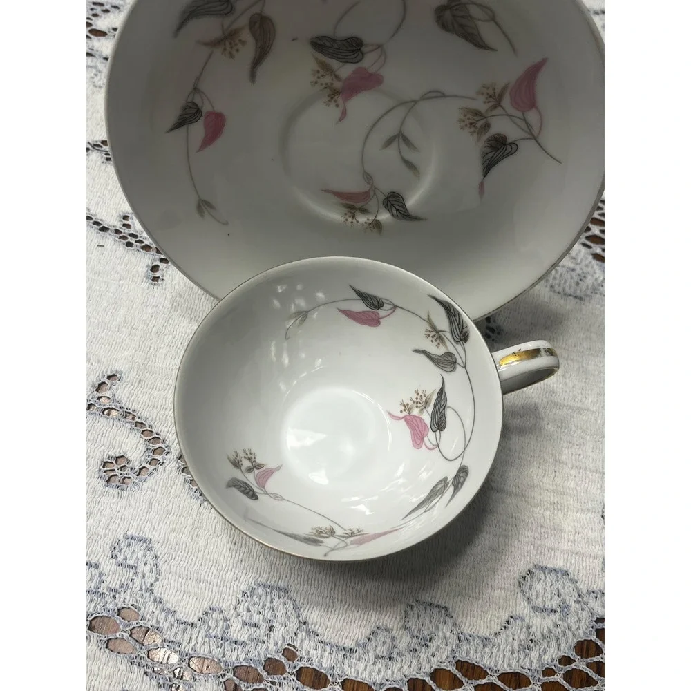 Noritake China Cup‎ and Saucer, Arden Pattern #5603